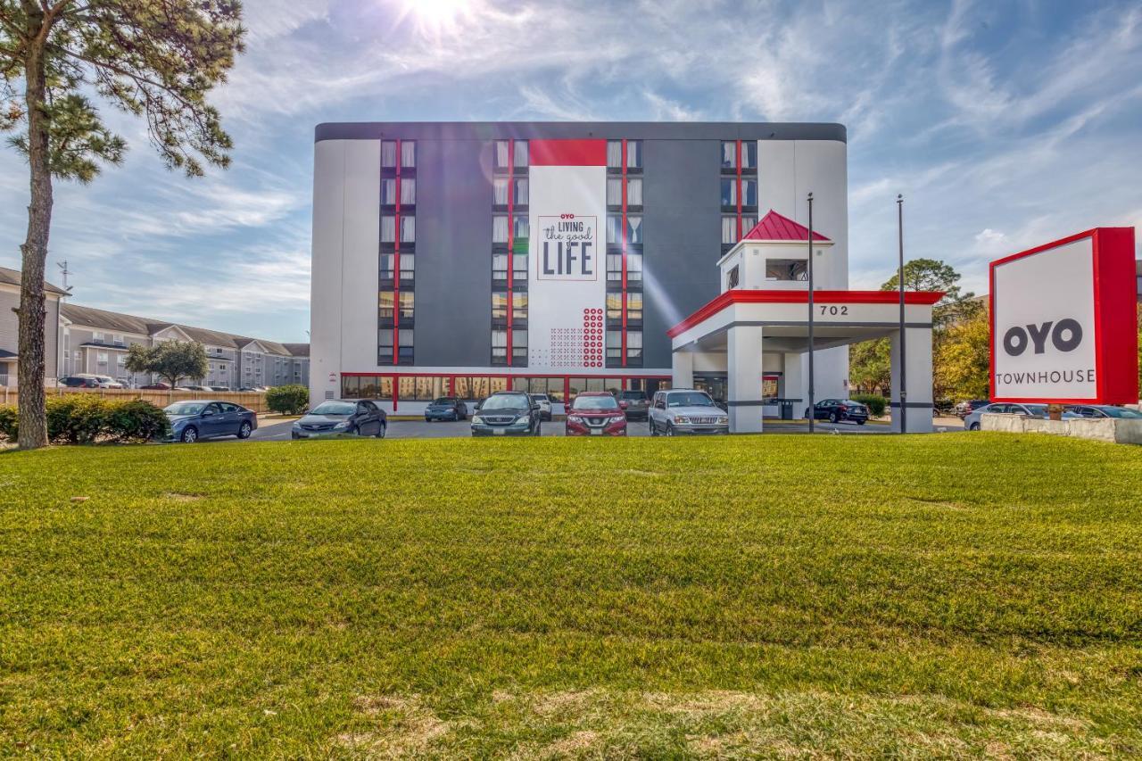 Oyo Townhouse Houston George Bush Intercontinental Hotel Exterior foto